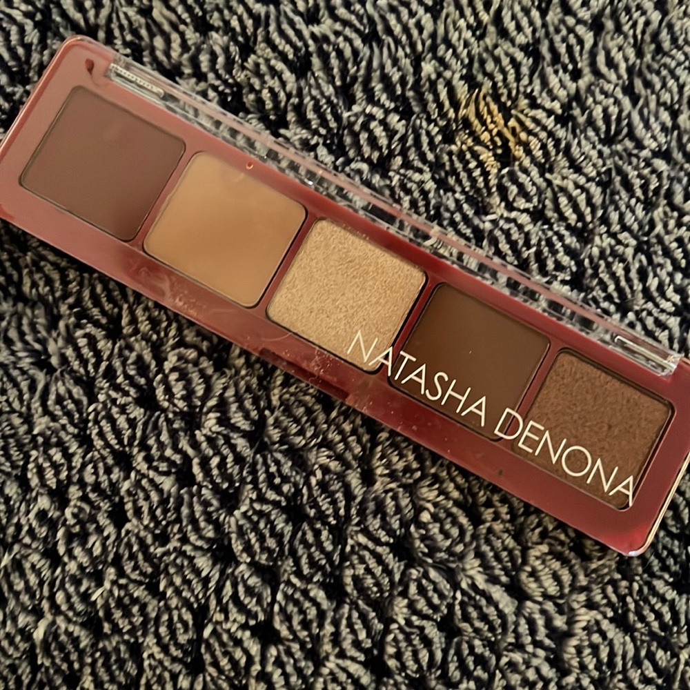 Natasha Denona eyeshadow pallet